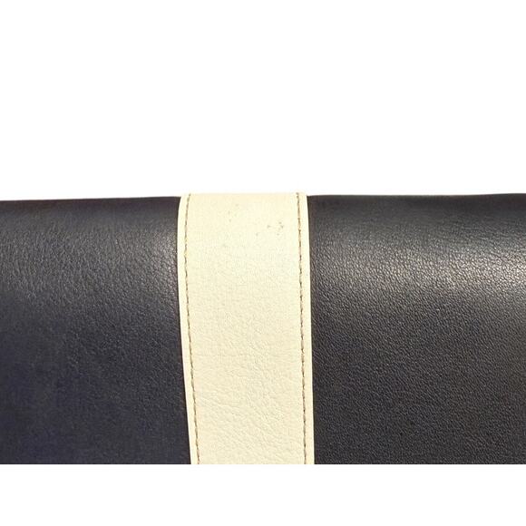 Coach Leatherware Navy & Ivory Smooth Leather Bifold Wallet Vintage 2000s - Picture 9 of 10